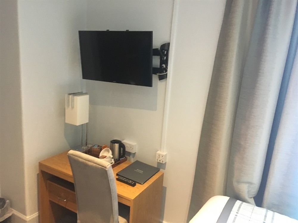West Port Hotel Линлитгоу Екстериор снимка